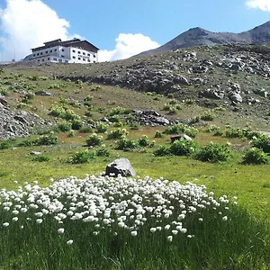 Folgore Hotel