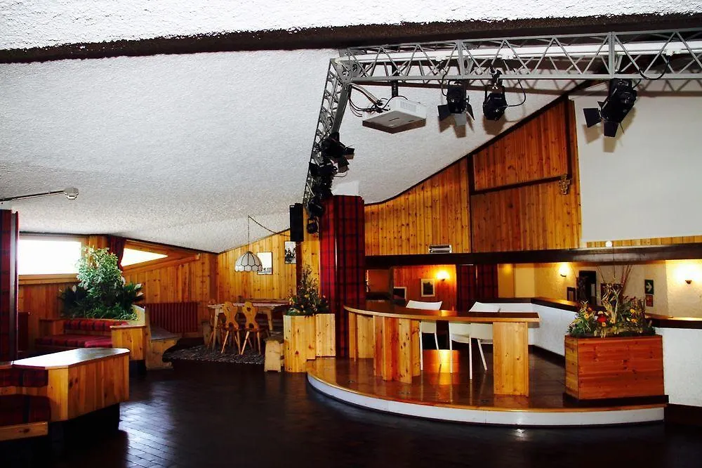 *** Otel Albergo Quarto Pirovano Stelvio Geçidi İtalya