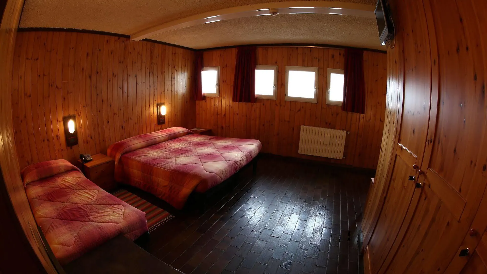 Albergo Quarto Pirovano Stelvio Geçidi